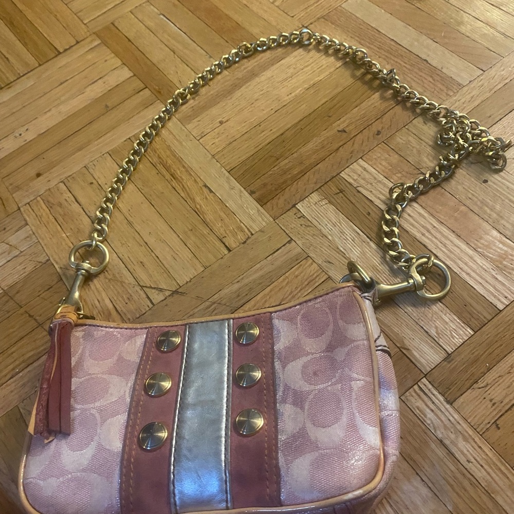 Fancy pretty Coach Pink and Silver Women's shoulder chain Bag